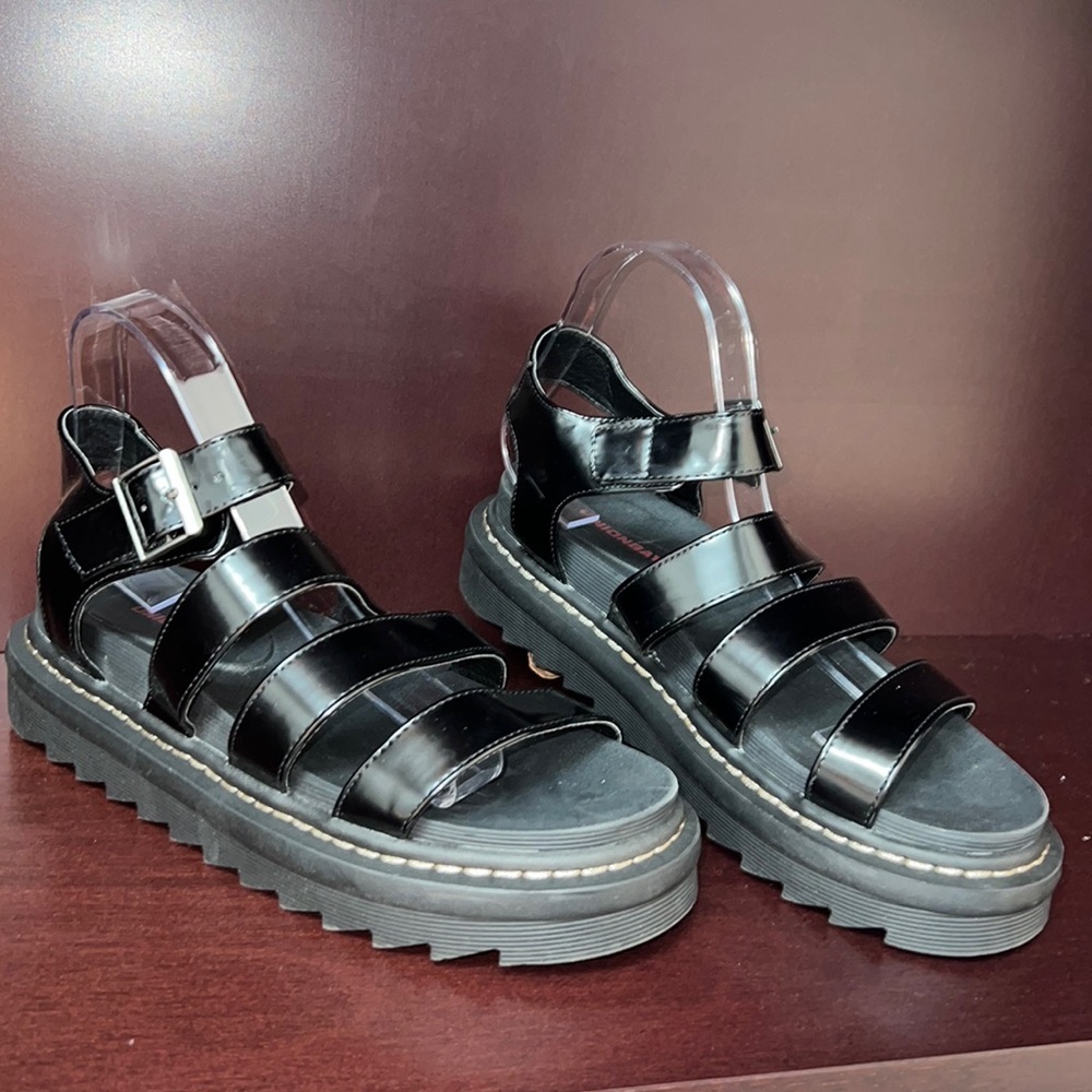 UNIONBAY Dulce Black Patent Leather Chunky Strappy Platform Sandal